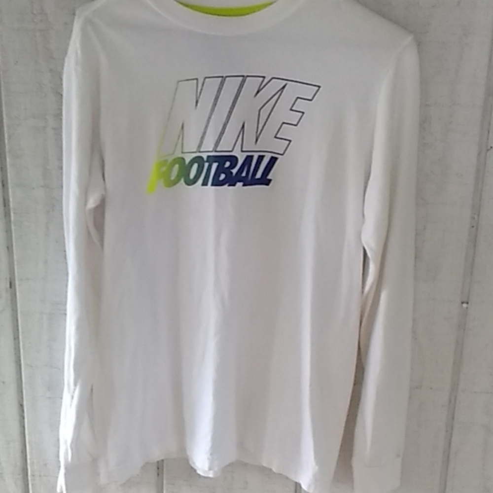 Kids Nike long sleeved shirt